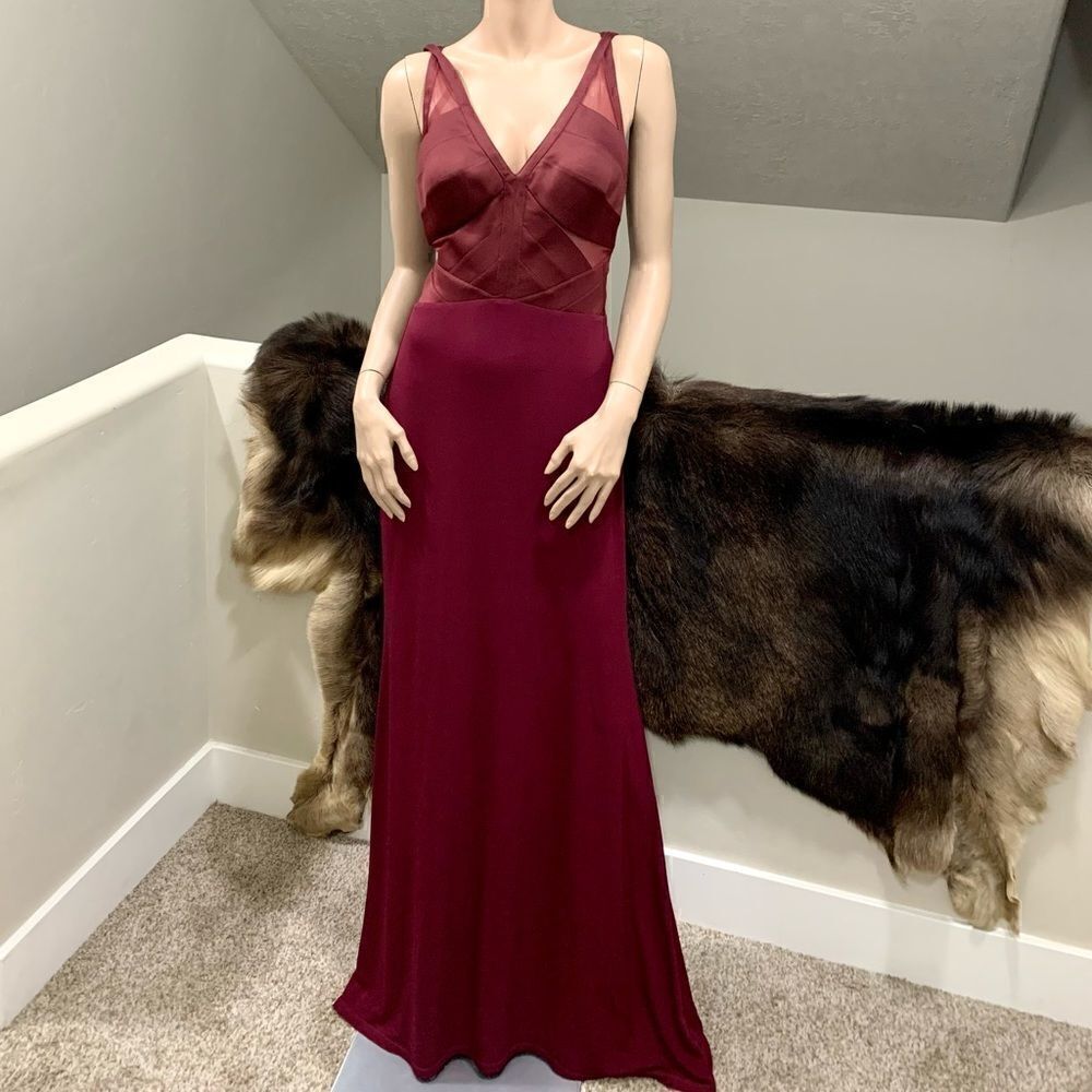 Elegant V-Neck and Cut-Out Back Bodycon Cocktail Dress